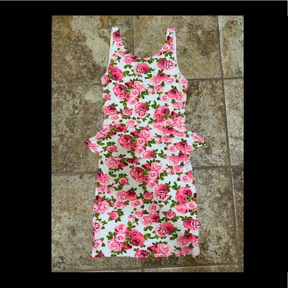 Flared middle pink roses midi dress
